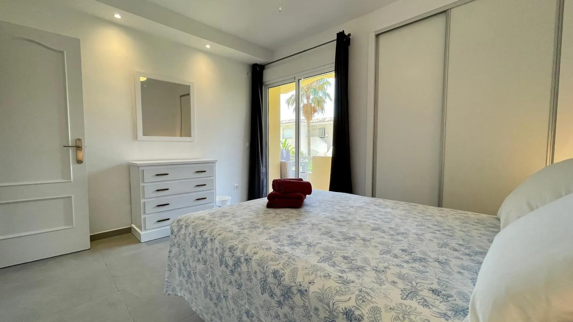 Apartamentos Orfeo Azul 